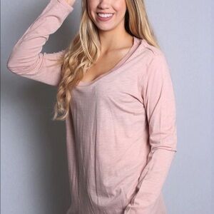 WOMEN'S long sleeve round neck solid top